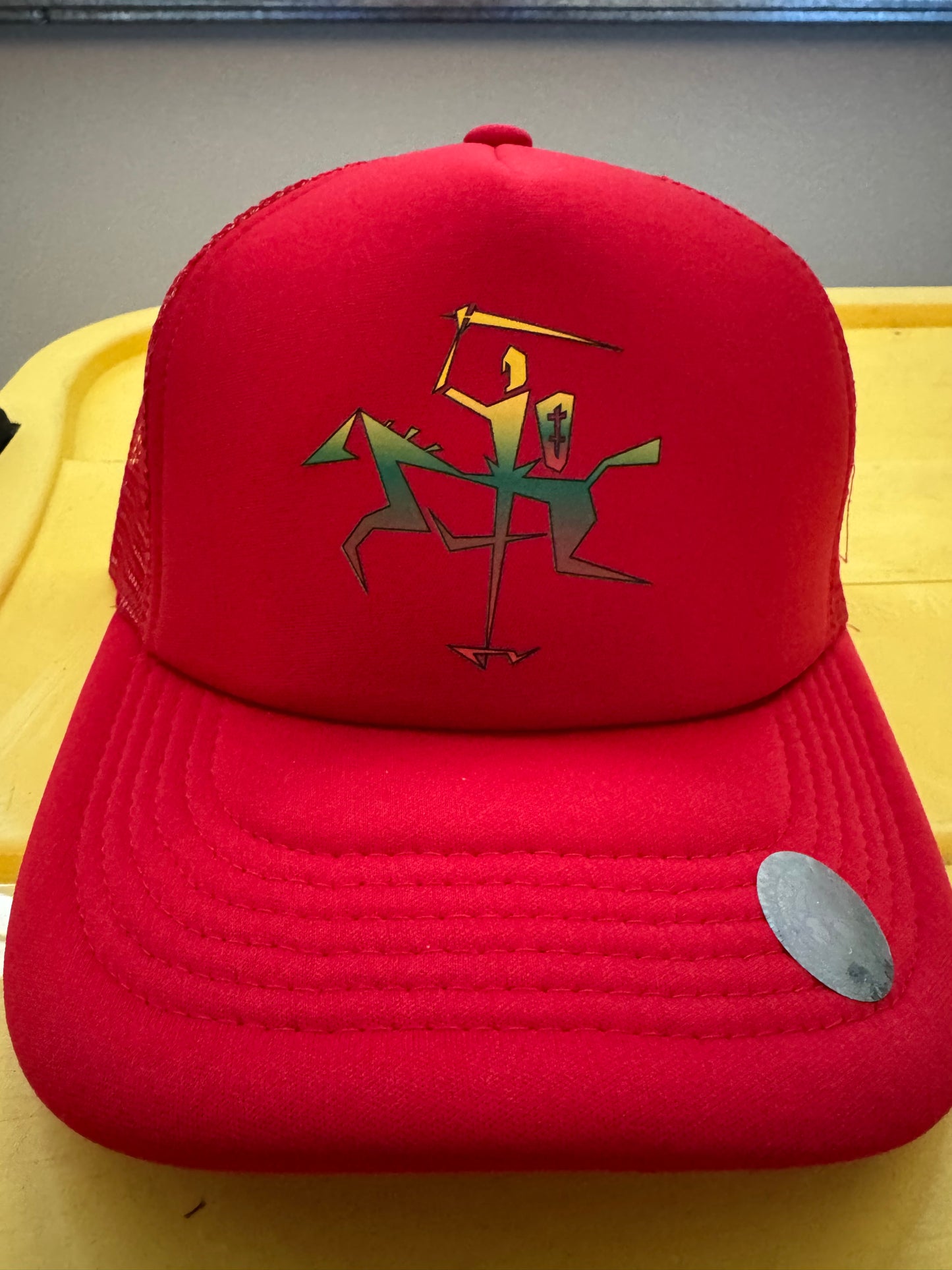 Vytis gradient mesh trucker hat